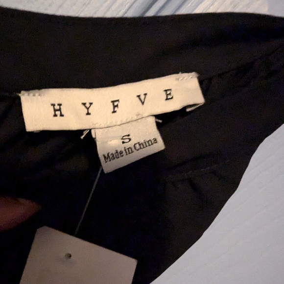 Black romper - Picture 6 of 7